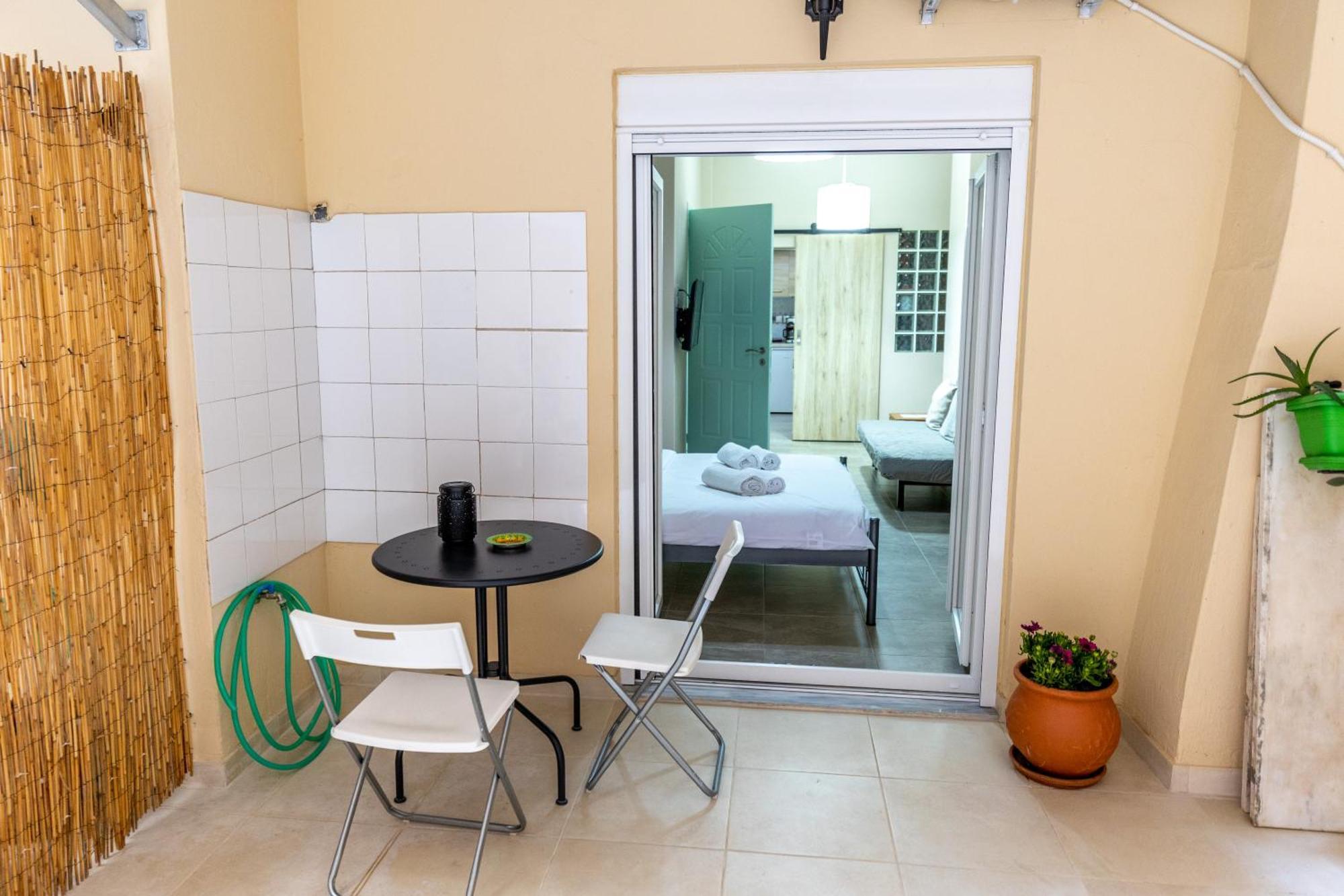 Oasis In The Centre Apartment Atena Exterior foto